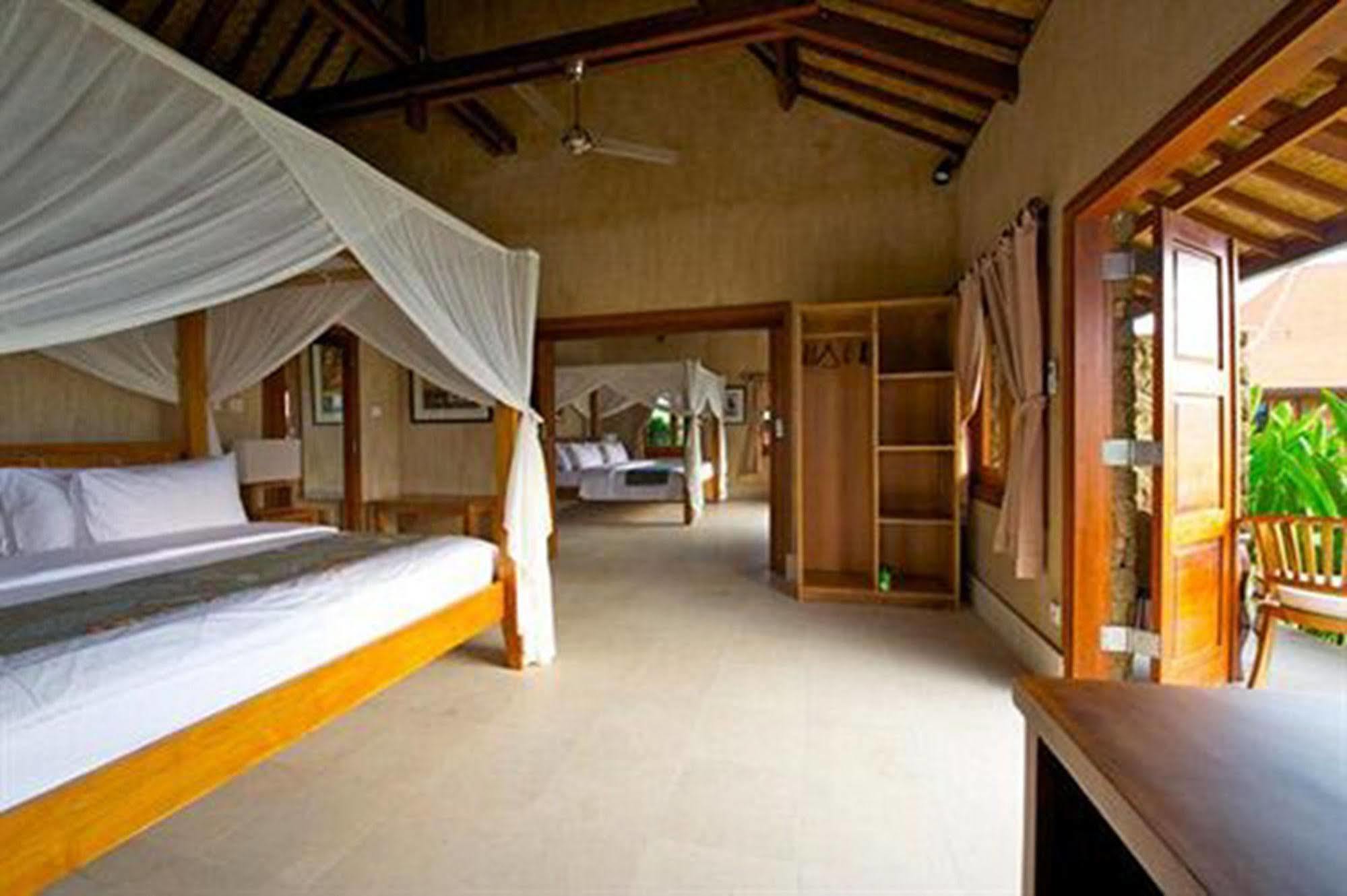 Three Monkeys Villas Pecatu Екстериор снимка