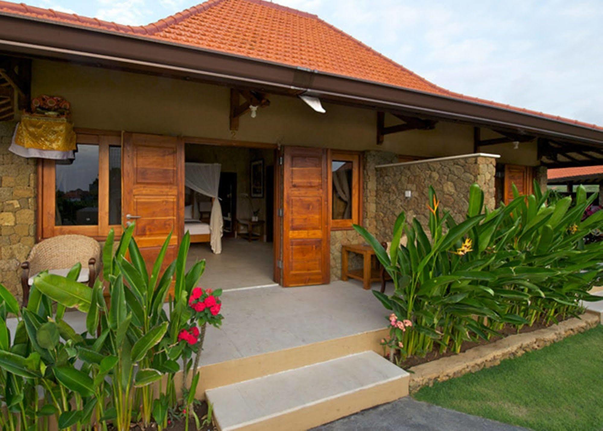 Three Monkeys Villas Pecatu Екстериор снимка